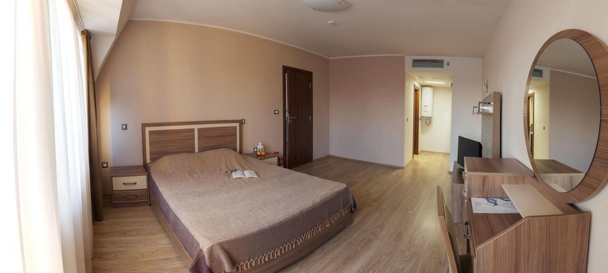 C Comfort & Wellness Hotel 3*